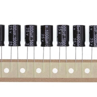 Abbildung von 50 Stück 25V 1000UF Steckbarer Aluminium Elektrolytkondensator 10x17 10 * 17mm