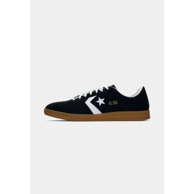 Abbildung von Converse Classic Unisex Sneaker low, Größe: 46.5, Black/white/gum Veloursleder