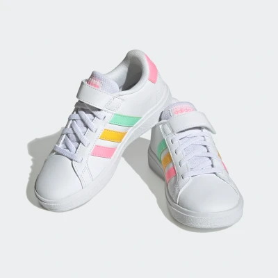 Abbildung von adidas Sportswear GRAND COURT ELASTIC LACE AND TOP STRAP Sneaker Design auf den Spuren des Superstar