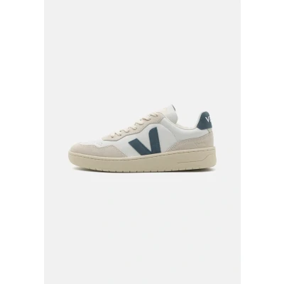 Abbildung von Veja V90 Sneaker low extrawhite, Damen, Größe: 37, Extra white Leder