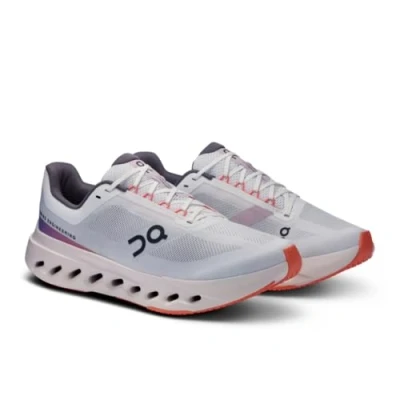 Abbildung von On Cloudsurfer NEXT Laufschuh Neutral White flame, Herren, Größe: 49, flame Schuhe