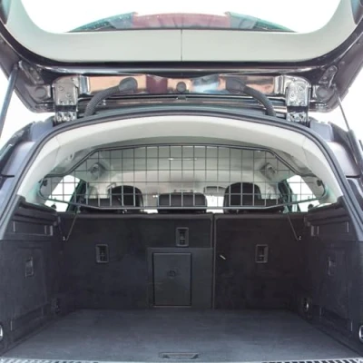 Abbildung von Travall Hundegitter Kompatibel Mit Opel Insignia Sports Tourer (2008 2017) TDG1618 Fahrzeugspezifischer Kofferraumschutz, Gepäckbarriere, Ladungsteiler, robuster, pulverbeschichteter Stahl