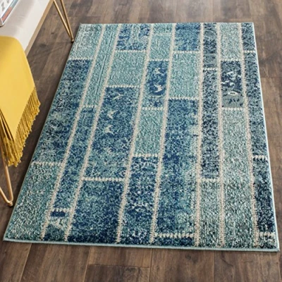 Abbildung von SAFAVIEH Boho Teppich für Wohnzimmer, Esszimmer, Schlafzimmer Monaco Collection, Kurzer Flor, Blau und Multi, 91 X 152 cm