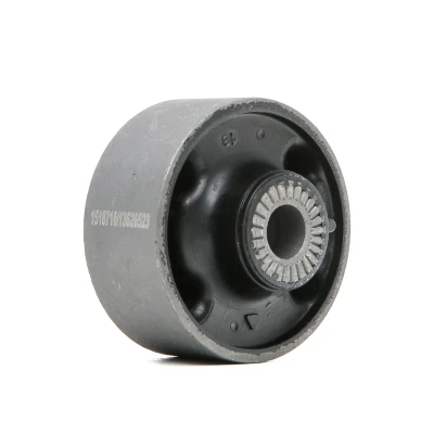 Abbildung von FEBI BILSTEIN 38403 Querlenkerlager Vorderachse links, unten, hinten, rechts Gummi Gummimetalllager SEAT: Leon III Schrägheck