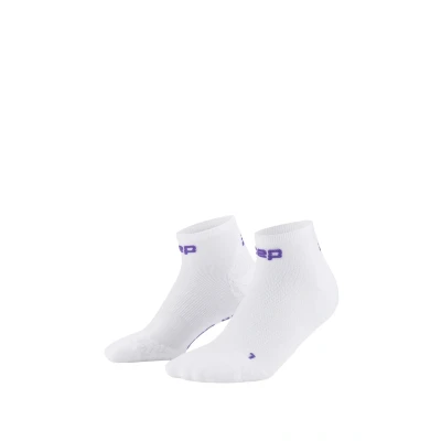 Abbildung von CEP Core Run Ultralight Kompressionssocken Low 4.0 Weiss, Gr. 39 42 Für verbesserte Laufleistung &amp; Komfort