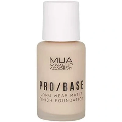 Abbildung von MUA Makeup Academy Pro Base Long Wear Matte Finish Foundation 110
