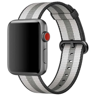 Abbildung von Apple gewebtes Nylon Watch 42mm / 44mm 45mm 49mm schwarz MQVR2ZM/A