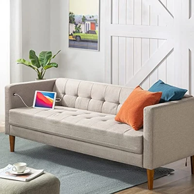 Abbildung von ZINUS Pascal Sofa mit USB Anschlüssen Mid Century Einfache Montage ohne Werkzeug Getuftete Kissen Tuxedo Armlehnen Schmal zulaufende Beine in einer Box Oatmeal