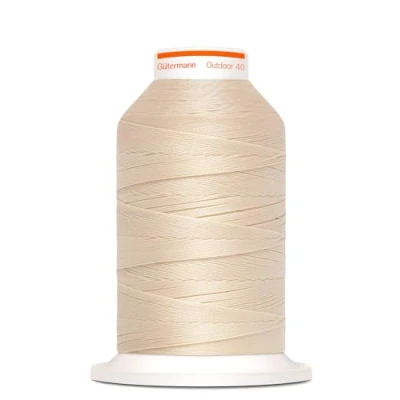 Abbildung von Gütermann Outdoor 40 Nähfaden für Textilien. UV beständiges Nähgarn 798300 (Creme 1030). Länge 400m. Polyester