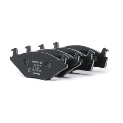 Abbildung von BREMBO P 85 024 Bremsbelagsatz exkl. Verschleißwarnkontakt mit Zubehör VOLKSWAGEN: Polo III Schrägheck, II Coupe