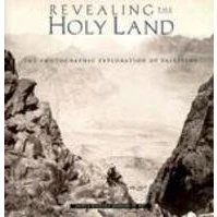 Abbildung von Revealing The Holy Land: Photographic Exploration of Palestine