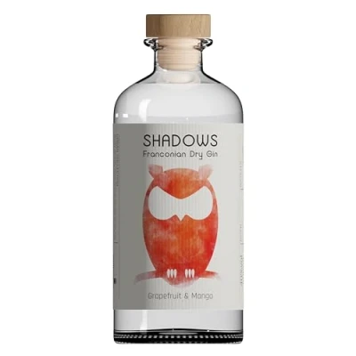 Abbildung von SHADOWS Gin Grapefruit &amp; Mango handcrafted Premium mit fruchtigem Geschmack kleine fränkische Destillerie aromatischer für Genießer 500ml