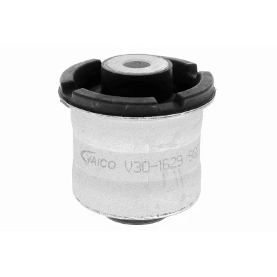 Abbildung von VAICO V30 1629 Querlenkerlager Vorderachse Gummimetalllager MERCEDES BENZ: C Klasse Limousine, GLC SUV