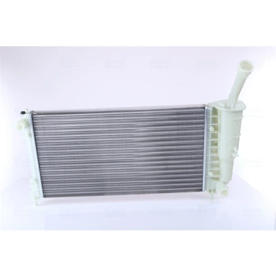 Abbildung von NISSENS 61898 Kühler, Motorkühlung Aluminium 580 305 28 Kühlrippen mechanisch gefügt LANCIA: Musa, Ypsilon II, FIAT: Idea