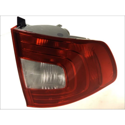 Abbildung von MAGNETI MARELLI 714021481701 Rückleuchte links W5W, W16W, P21W ohne Lampenträger SKODA: Superb II Schrägheck