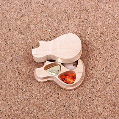 Abbildung von Alnicov Gitarrenholz Picks Box,Guitar Shaped Plektrum Behälter mit 3 Stück Plektren für Guitarists,Music Lovers,Best Gift
