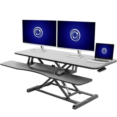 Abbildung von VIVO Schreibtisch Konverter, K Serie, höhenverstellbare Sitz Steherhöhung, Dual Monitor und Laptop Arbeitsplatz mit breiter Tastaturablage, Schwarz, DESK V048KB