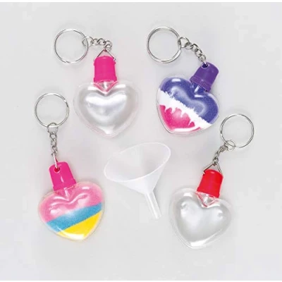 Abbildung von Baker Ross AF238 Herzförmige Schlüsselanhänger mit Sandkunst für Kinder zum Selbergestalten Muttertag oder Valentinstag, Farblos, 45 mm, 5 Stück