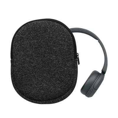 Abbildung von kwmobile Hülle kompatibel mit Sony WH CH520 / CH510 Neopren Tasche Case für Headset aus robustem Stoff Anthrazit Weiß