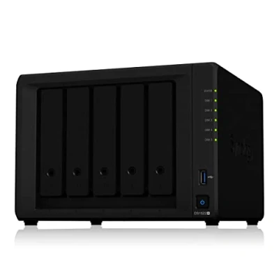 Abbildung von Synology DS1522+ 5 Bay DiskStation NAS AMD Ryzen R1600 8GB Ram 4xRJ 45 1GbE LAN Port, Bundle mit 5x3TB Seagate IronWolf HDDs