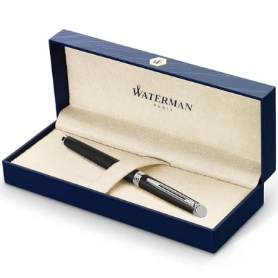 Abbildung von Waterman Hémisphère Füller Mattschwarz mit Chromzierteile Füllfederhalter mittlerer Feder blaue Tinte Geschenkbox