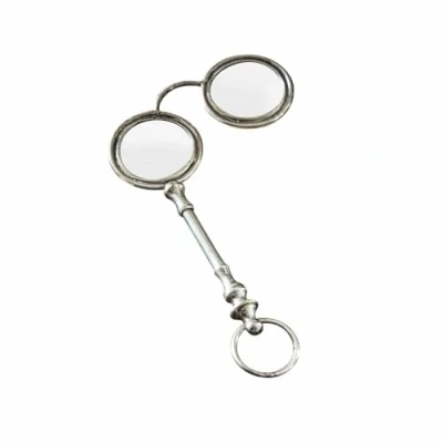 Abbildung von Loberon Deko Lupe Loisy, charmanter Vintage Look, rein dekorativ, edles Accessoire, Dekoration, Dekoobjekt, Messing, Glas, Silber