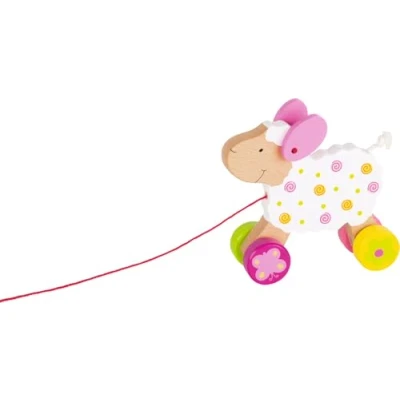 Abbildung von goki 54932 Ziehtier Schaf Suse Susibelle aus Holz, Nachzieh Spielzeug mit Tiermotiv, Lernspielzeug inklusive Schnur, Babyspielzeug fördert Koordination und Motorik, 17cm x 5cm 14cm, ab 1 Jahr