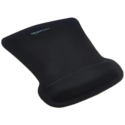 Abbildung von Amazon Basics Mauspad mit Gel Handballenauflage, Rechteckig, Schwarz