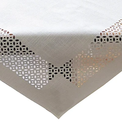 Abbildung von matches21 HOME &amp; HOBBY Tischdecke Mitteldecke Durchbrochene Ornamente wollweiß 85x85 cm (1 tlg)