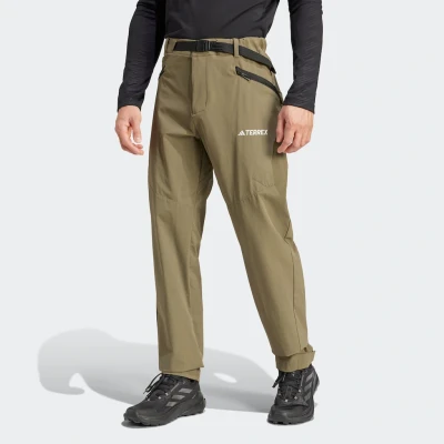 Abbildung von Adidas Terrex Outdoorhose, Herren, Größe: 48, Olive strata