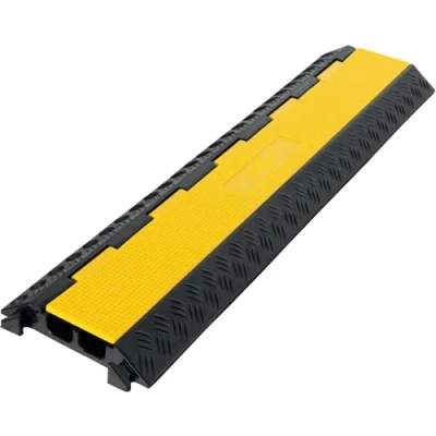 Abbildung von Pronomic Protector 2 100L V3 Kabelbrücke Kanal mit V Steckverbindung 100 x 25 5 cm Kabelkanal aus Kunststoff für Veranstaltungen Kabel Überfahrschutz Boden Schwarz/Gelb
