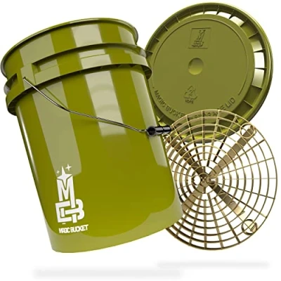 Abbildung von MAGIC BUCKET Auto Handwäsche Bundle Wascheimer Mit passendem Eimer Deckel 5 US GALLONEN ca. 20 Liter Grit Guard Eimereinsatz Schmutzsieb Waschset Khaki/Gold