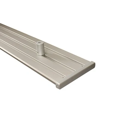 Abbildung von Gardinenschiene 3 und 4 läufig aus Aluminium in alu Silber mit Deckenträgern, 400 cm (2 x 200 cm)