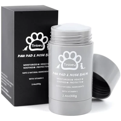Abbildung von Tinioey Pfotenbalsam Hund (68g Stick) heilt, repariert und regeneriert trockene, rissige &amp; beschädigte Pfoten, Pfotenpflege Pfotenschutz Hund, Hundepfoten Balsam, Hundezubehör, Hunde Geschenke