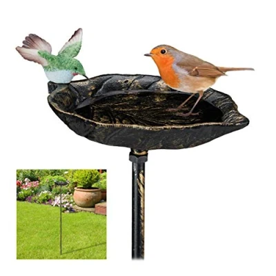 Abbildung von Relaxdays Gusseisen Vogeltränke zum Stecken, mit Erdspieß, Gartendeko, Vogelfutterstelle, Wasserschale 1m hoch, bronze