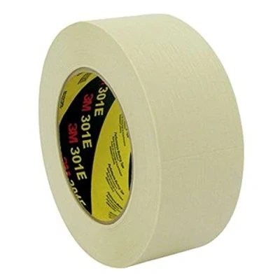 Abbildung von 3M Verkrepptes Abdeckklebeband 301E Kreppklebeband für Maler und Lackierarbeiten mit Papierträger Gummi Harz Klebstoff in Beige 24mm x 50m, 0,15mm 36 er Pack