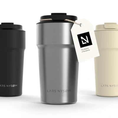 Abbildung von LARS NYSØM Thermobecher Bevægelse, Edelstahl, Auslaufsicherer Travel Mug für Kaffee und Tee unterwegs 380ml 500ml