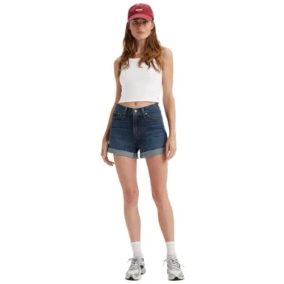 Abbildung von Levis Shorts, mit Aufschlag