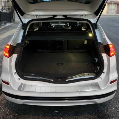 Abbildung von OMAC Ladekantenschutz Stoßstange kompatibel mit Ford Mondeo Turnier 2015 2024 Edelstahl Chrom
