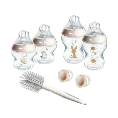 Abbildung von Tommee Tippee Closer to Nature Babyflaschen Starterset, Natürlich geformter Trinksauger mit Anti Kolik Ventil, Verschiedene Größen, Rosa