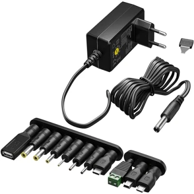Abbildung von goobay Universal Netzteil 5,5 x 2,1mm DC mit 3 V 12 V, max. 3,6 W / 1,2 A und 6 weiteren Adaptern