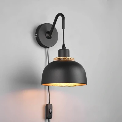 Abbildung von Reality Leuchten Wandleuchte Punch R20811732, Metall Schwarz matt/goldfarbig, exkl. 1x E27