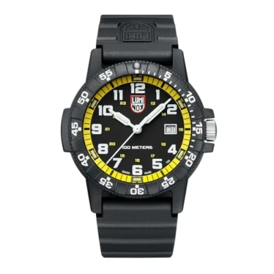 Abbildung von Luminox Herren Analog Schweizer Quarzwerk Uhr mit Kunststoff Armband XS.0325