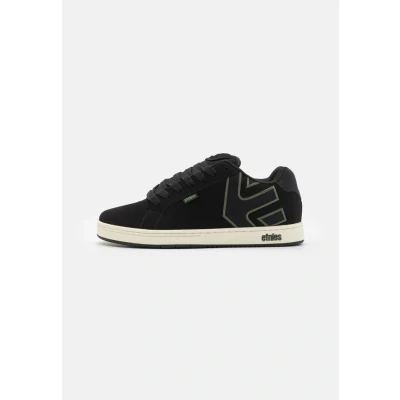 Abbildung von Etnies Fader Skateschuh, Herren, Größe: 47, Black/green Lederimitat/textil