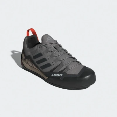Abbildung von Adidas Terrex Swift Kletterschuh, Herren, Größe: 46 2/3, Ch solid grey/carbon/wonder beige Schuhe