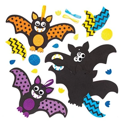 Abbildung von Baker Ross Halloween Fledermaus Bastelset (8 Stück) Deko Anhänger Mix &amp; Match Set für Kinder, Mittel