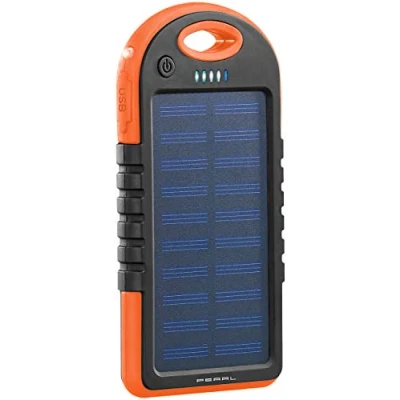 Abbildung von PEARL Solar Power: Powerbank mit Taschenlampe, 3.000 mAh, 2X USB, 1 A, IPX4 (Solarladegerät für Handy, Handy Ladegerät Solar, Solarlampe Camping)