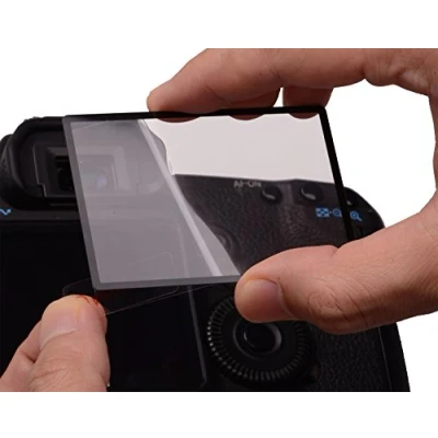 Abbildung von Rollei Profi Displayschutz für Canon 700D/750D/760D (Touchscreen, Schwenkbildschirm, Kratzfest/bruchsicher/stoßfest)