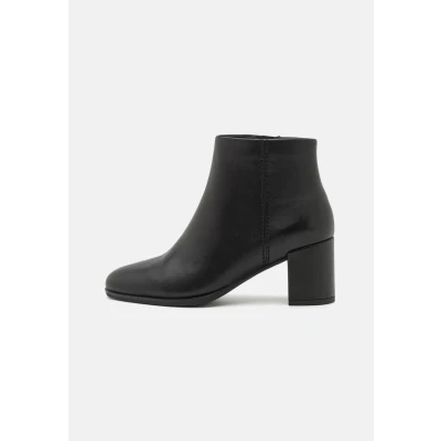 Abbildung von Clarks Freva ZIP Ankle Boot black, Damen, Größe: 37.5, Black Schuhe