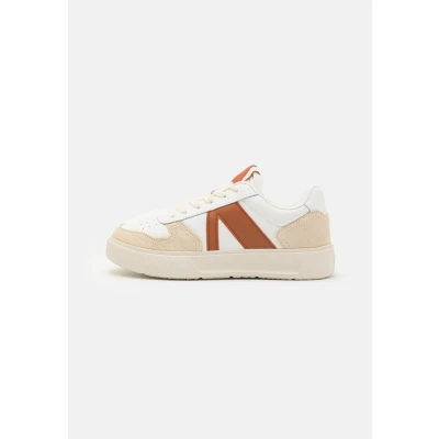 Abbildung von ARKK Copenhagen Uncover Unisex Sneaker low, Größe: 42, White/amber/brown Schuhe
